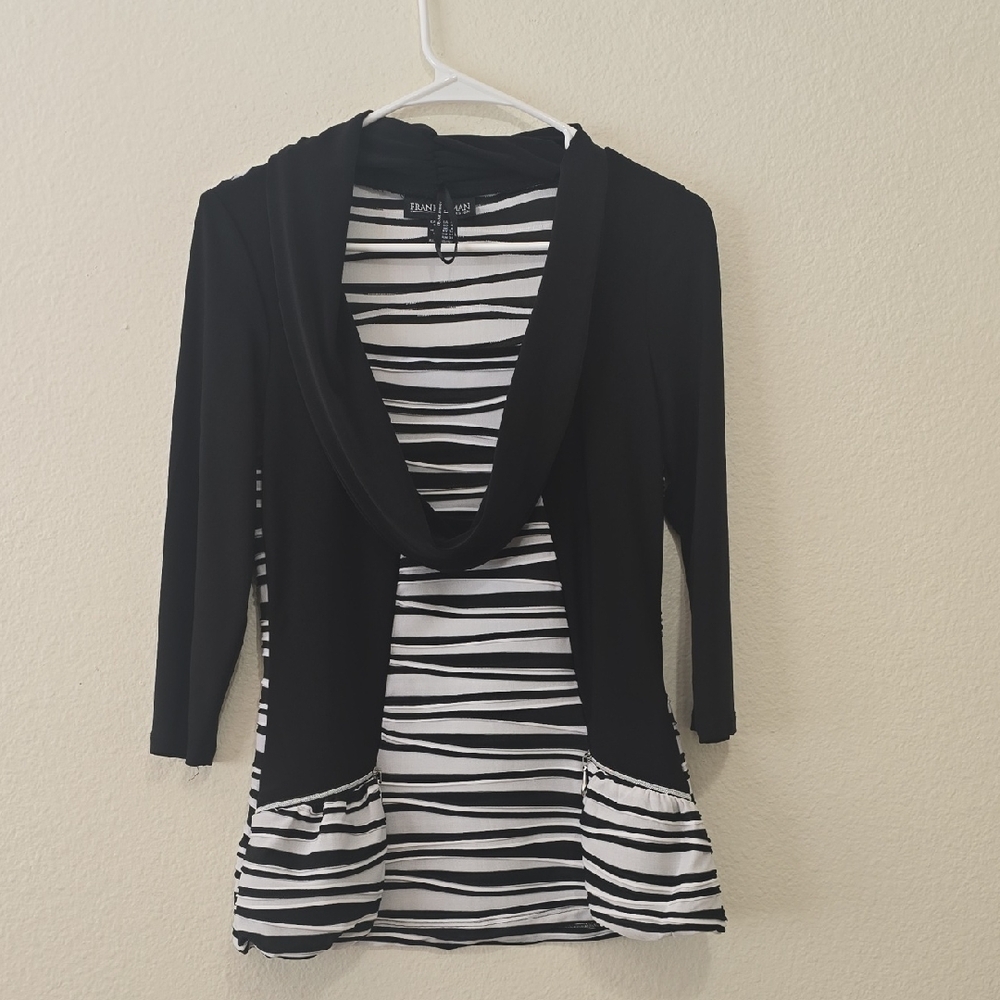 Frank Lyman Design Black and White‎ Striped Top 4